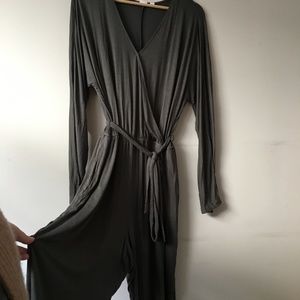 ✨3/$30✨ Cute lounge jumpsuit